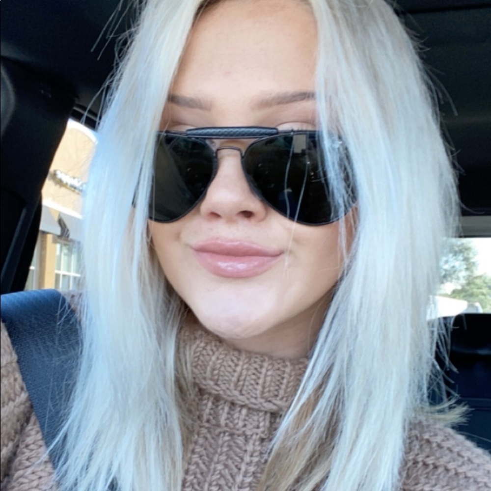 Meet your Posher, Kim